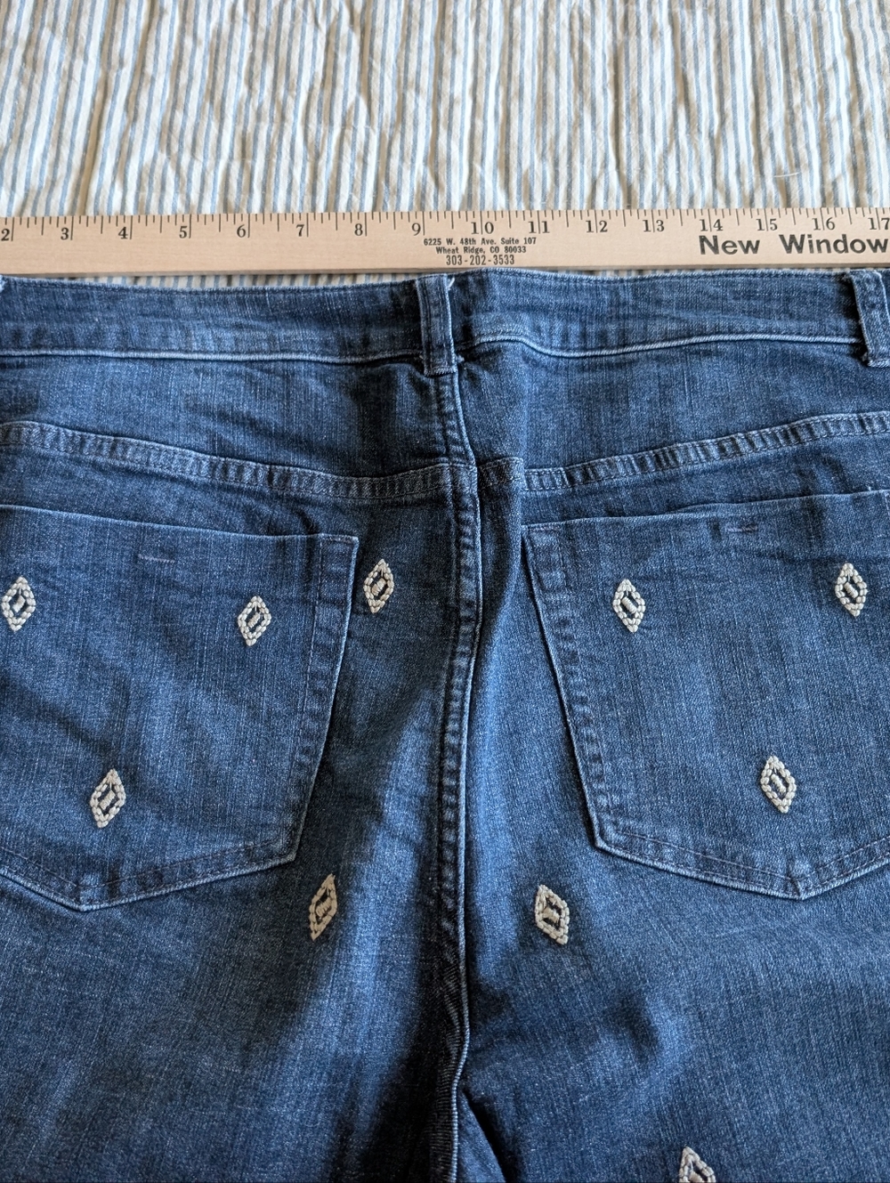 CJ Banks Size 18 W Denim Shorts With Embroidered Pattern